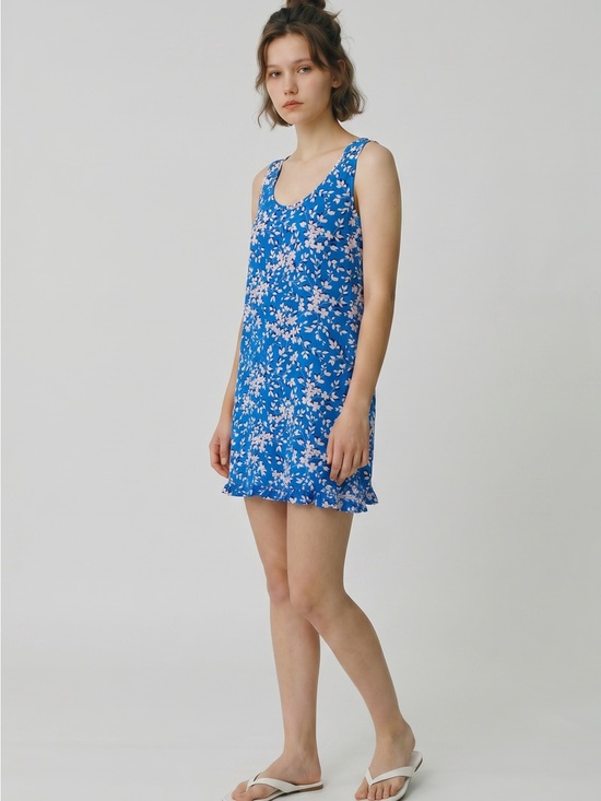 Draper James Dresses & Skirts - Draper James floral mini dress. Size small/medium GUC